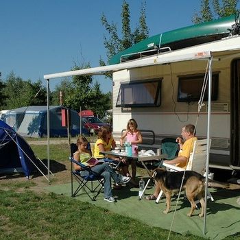 Campen mit Hund Mecklenburgischen Seenplatte – Camping- und Ferienpark Havelberge