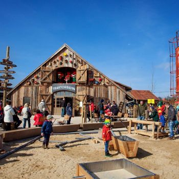 Karls Usedom mit Hund Erlebnis-Dorf in Koserow