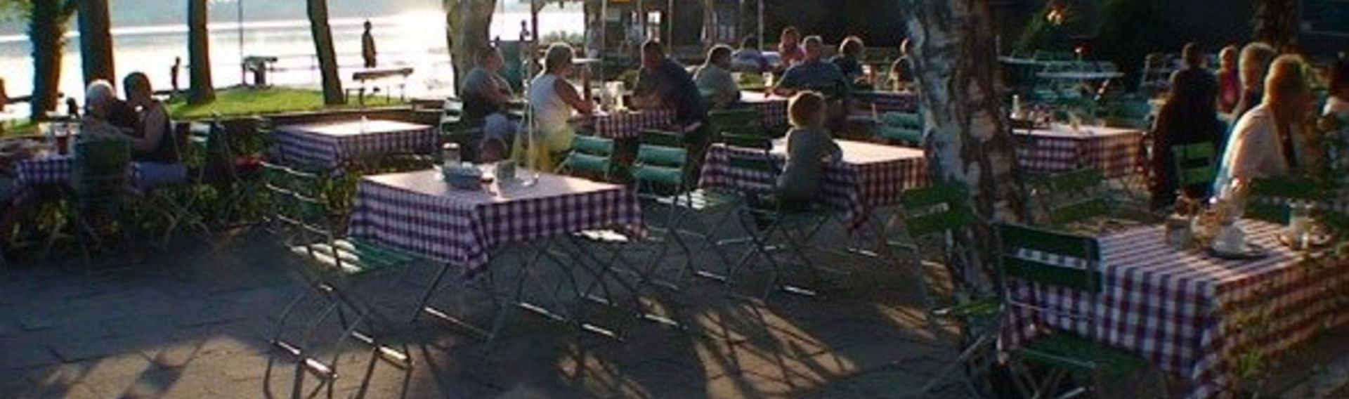 Restaurant mit Blick auf den Waginger See – Seegasthaus Wagner