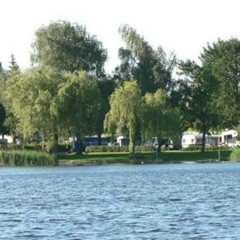 Klein und überschaubar! Campingplatz am Waginger See mit Hund