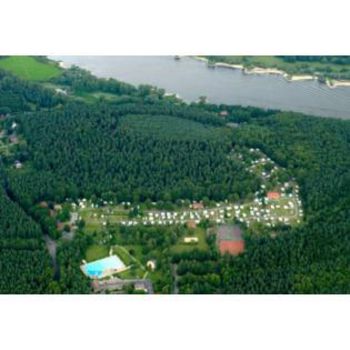 Camping an der Elbe mit Waldschwimmbad